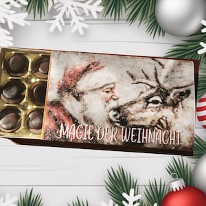 Papier cadeau de Noël Toffifee (PDF) – Motif Père Noël et rennes – Papier cadeau à imprimer – La magie de Noël – Téléchargement instantané