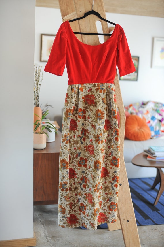 Vintage Red and Floral Velvet 1960s Long Shift - image 5