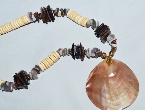 Vintage Necklace - Agate Beaded Necklace, Shell P… - image 6