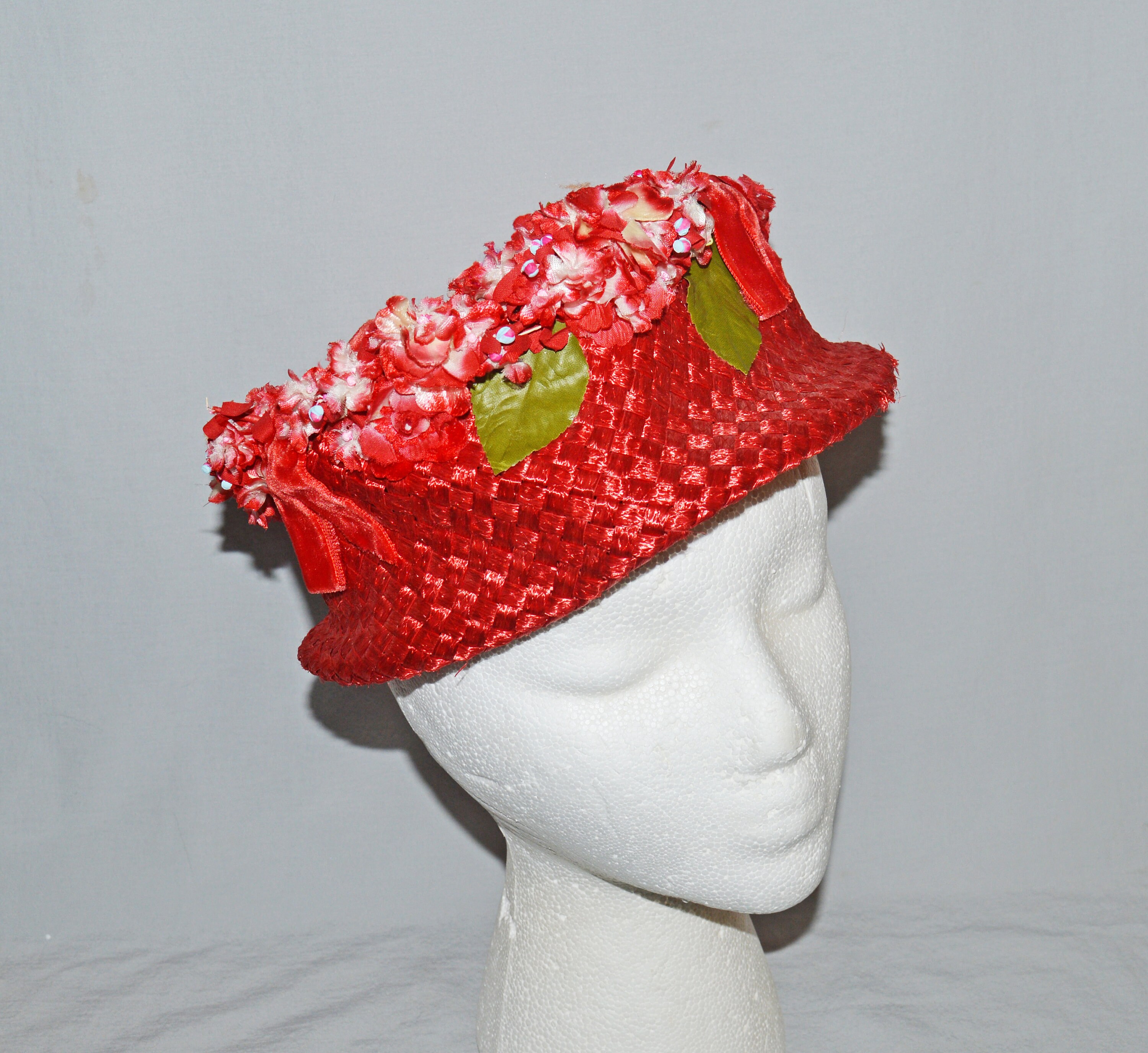 Vintage Bucket Flower Hat - 1960s, Floral Bucket Hat, Red  display picture 1
