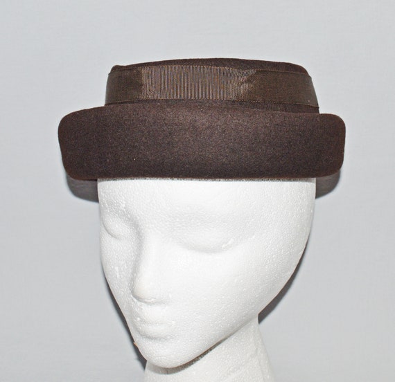 Vintage Hat - Dark Brown Wool Boater-Style Hat, 1… - image 6