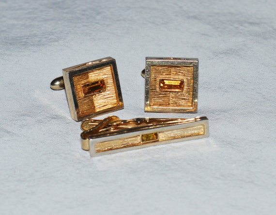 Vintage Midcentury Mens Designer Gold Tone Tie Bar Clasp by Swank Textured Patina with Engraved Detail