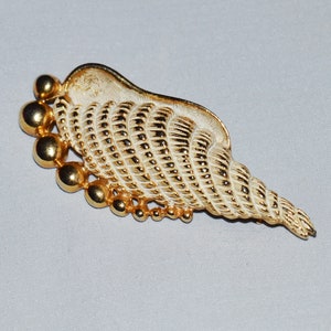 Vintage Brooch - Sarah Coventry, 1960 &quot;Ebb Tide&quot; Seashell Brooch, White Enamel over Gold Tone Metal