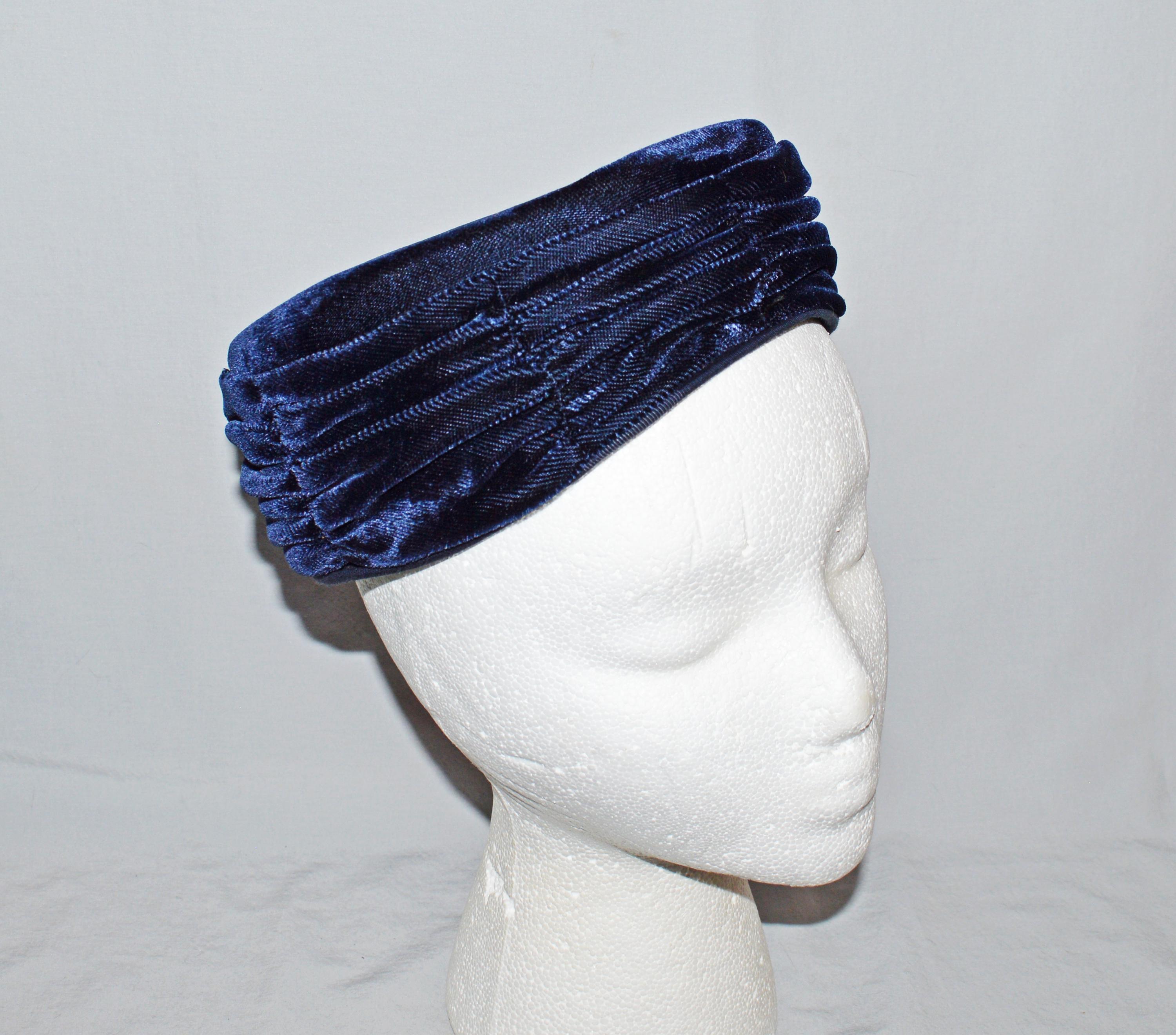 Vintage Pillbox Hat - 1960s, Midnight Blue Pleated Velvet - Etsy display picture 1