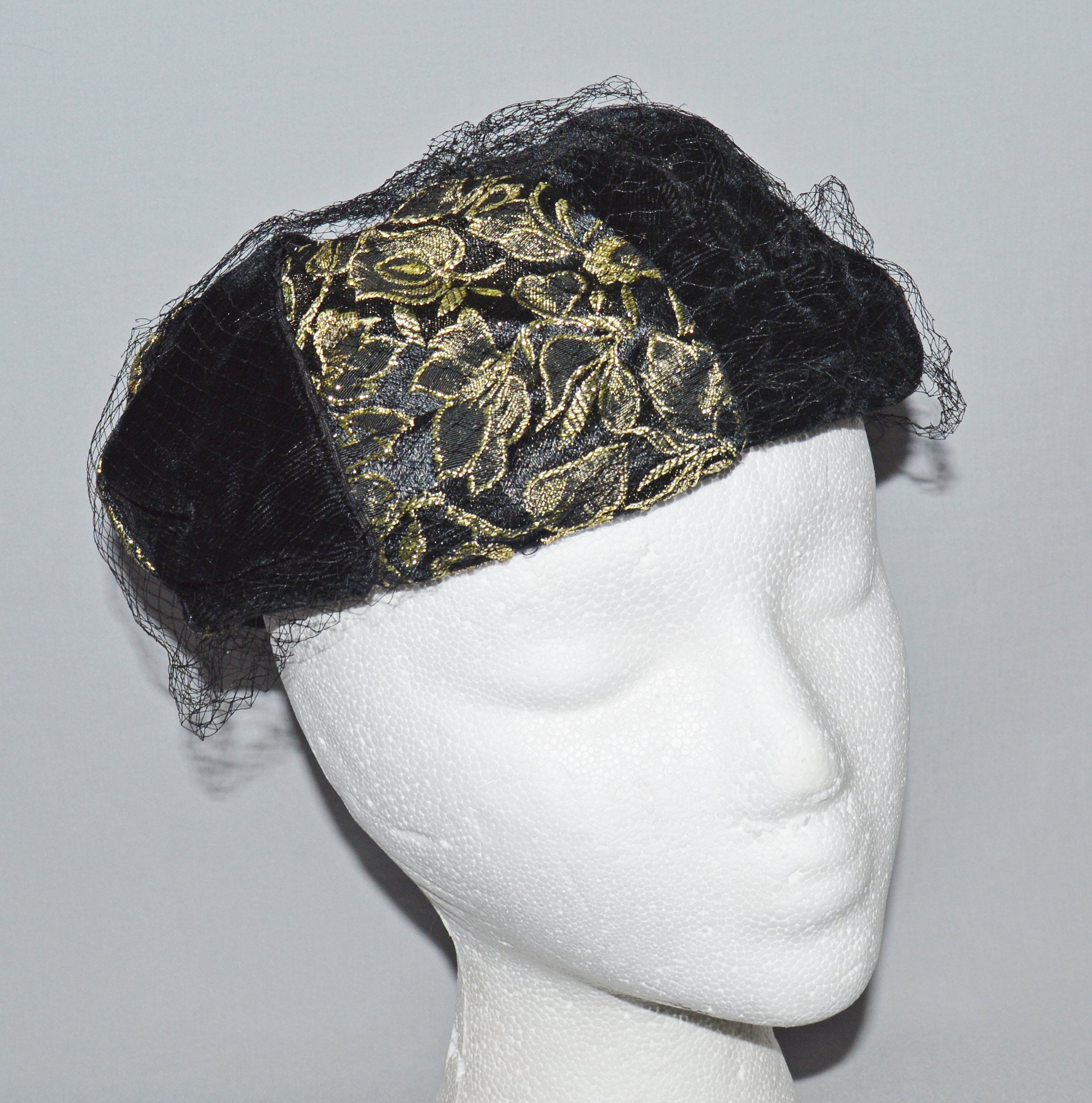 Vintage 1960’s metallic gold floral brocade Tall beehive Pill Box Hat Vintage 1960s Brocade Toque Hat: Metallic Floral Pillbox  main image 4