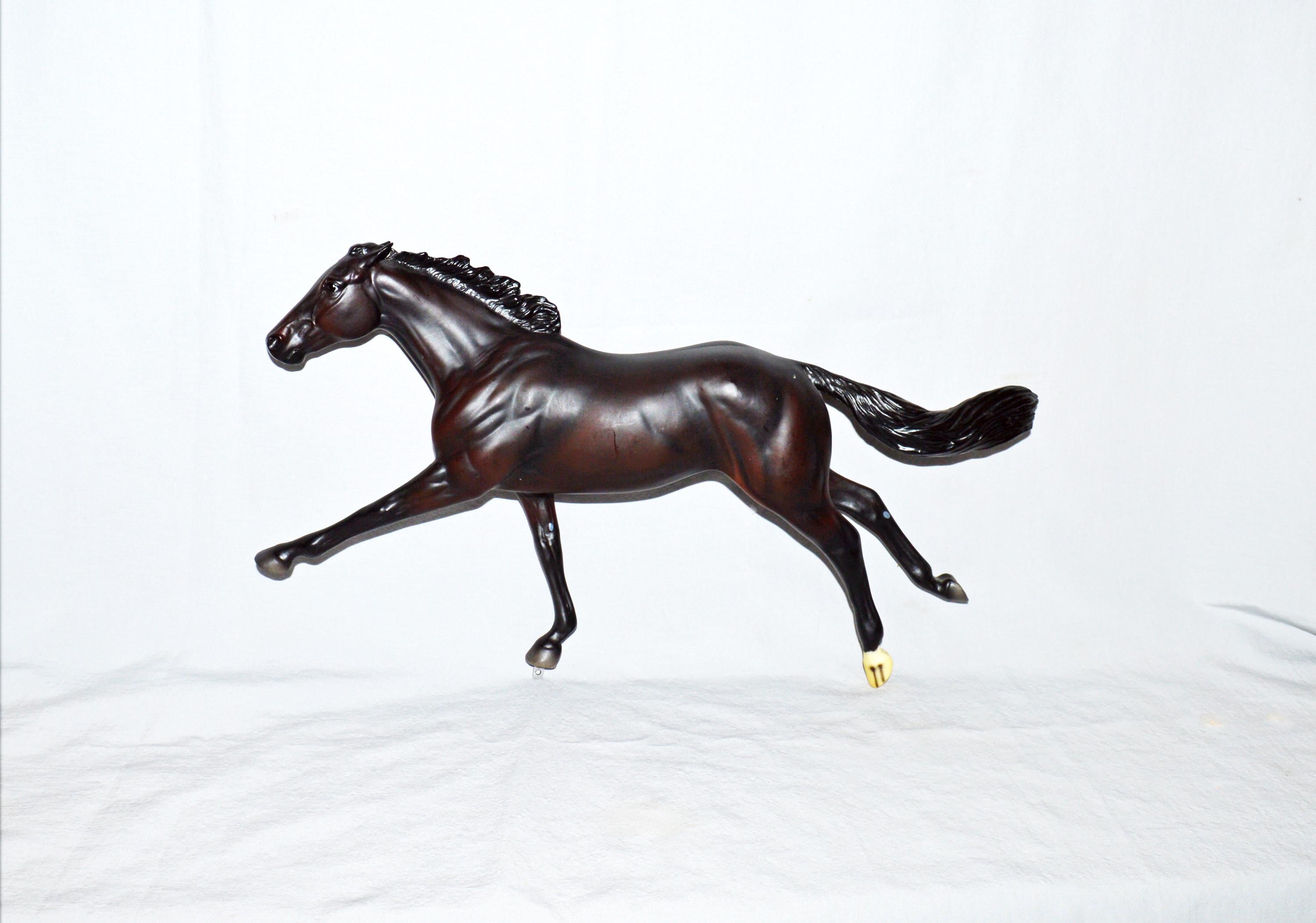 ホルスタイン・フリジアン・ブル模型 Ruffian Breyer Horse - Etsy