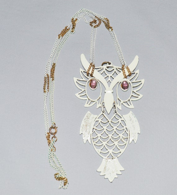 Vintage Necklace - 1970s Owl Necklace, White Enam… - image 2