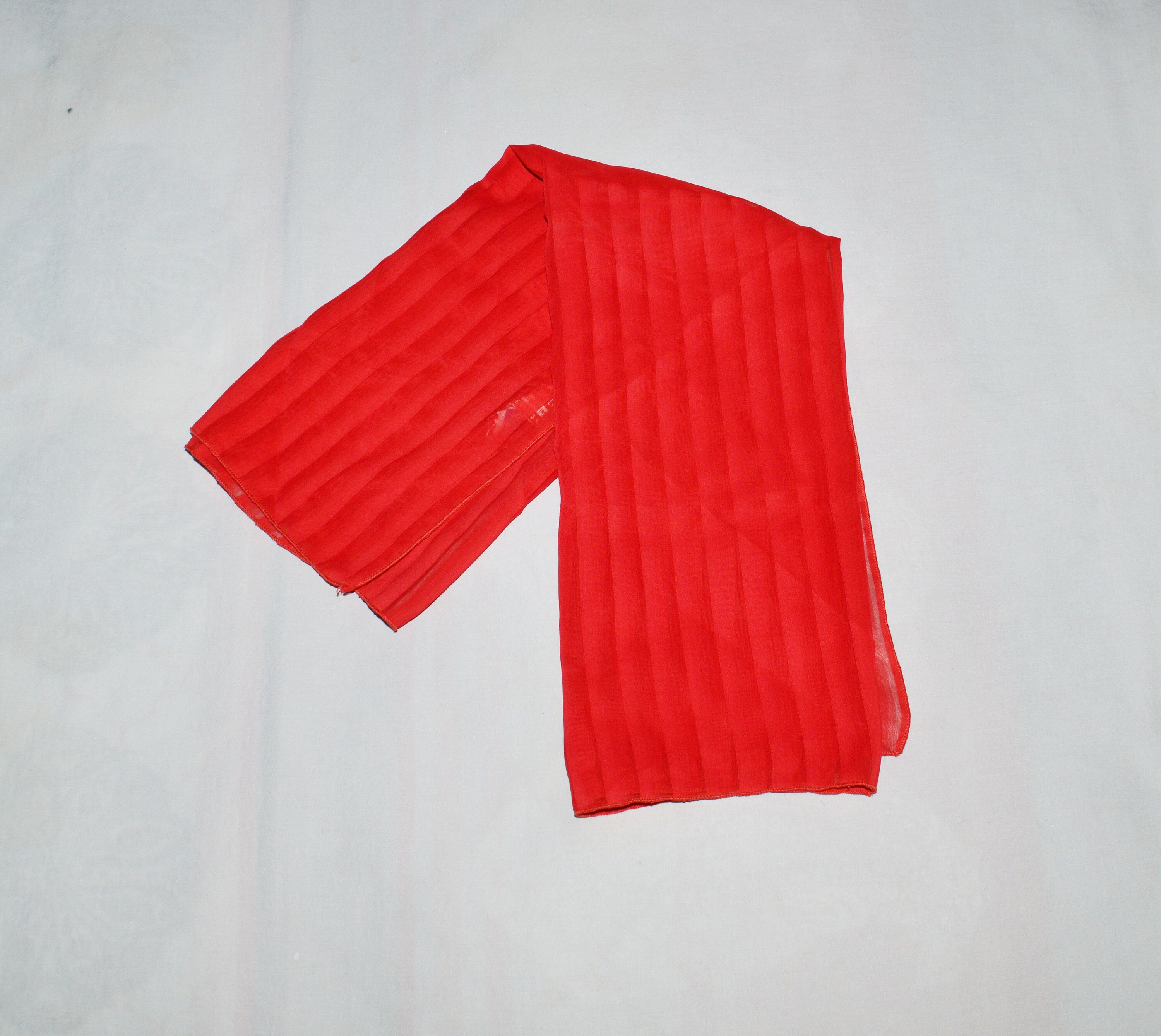 VINTAGE Ray Strauss 100% Raw Silk Red White  Belt/Scarf MADE IN USA Vintage Ray Strauss - Etsy main image 3