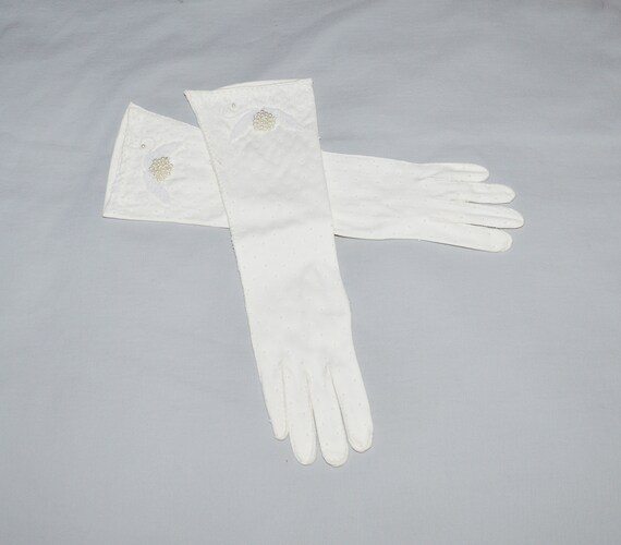 Vintage Gloves - 1960s, White Double Woven Cotton… - image 1