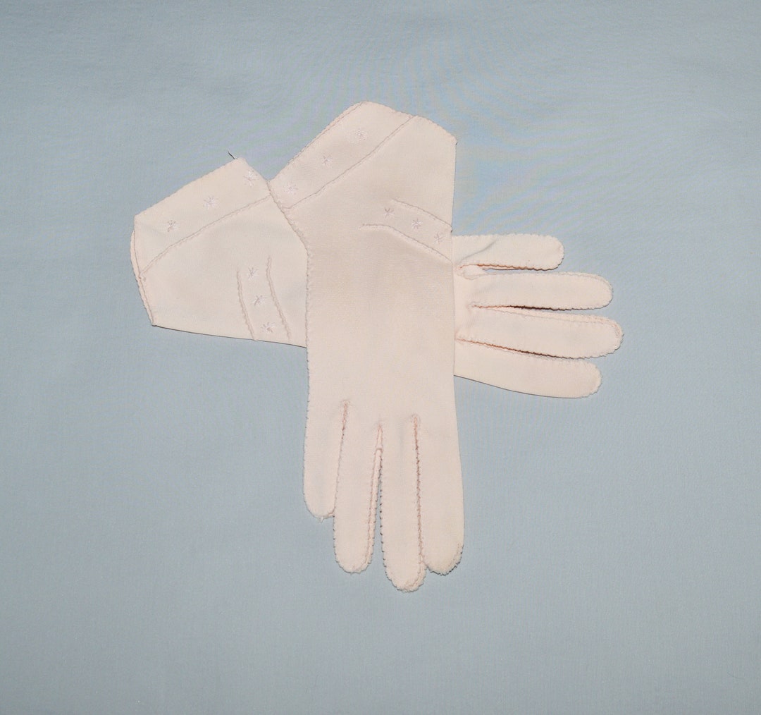 Vintage Gloves - 1950s or 1960s, Light Pink Nylon Gauntlet Gloves With ...