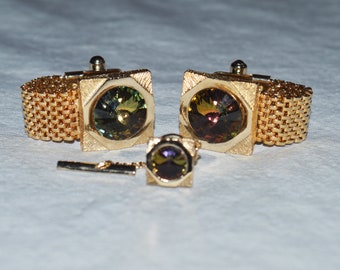 Vintage Cuff Links Tie Tack Set - Gold Tone Metal, Mesh Cufflinks with Glass Insets