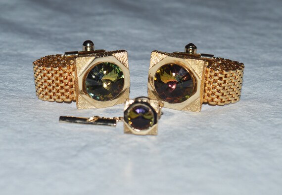 Vintage Cuff Links Tie Tack Set - Gold Tone Metal, Mesh Cufflinks with Glass Insets