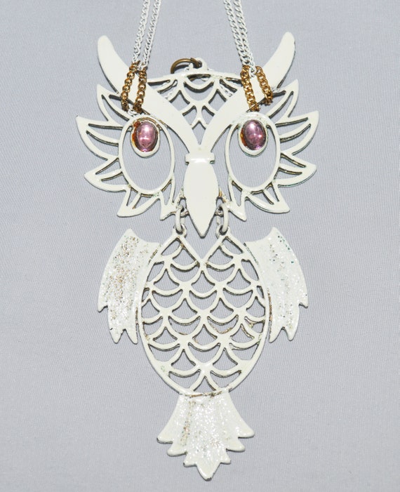 Vintage Necklace - 1970s Owl Necklace, White Enam… - image 3