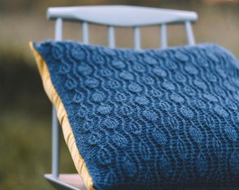 Gaudi Crochet Pillow PATTERN: Embossed Textured Design (PDF Pattern)