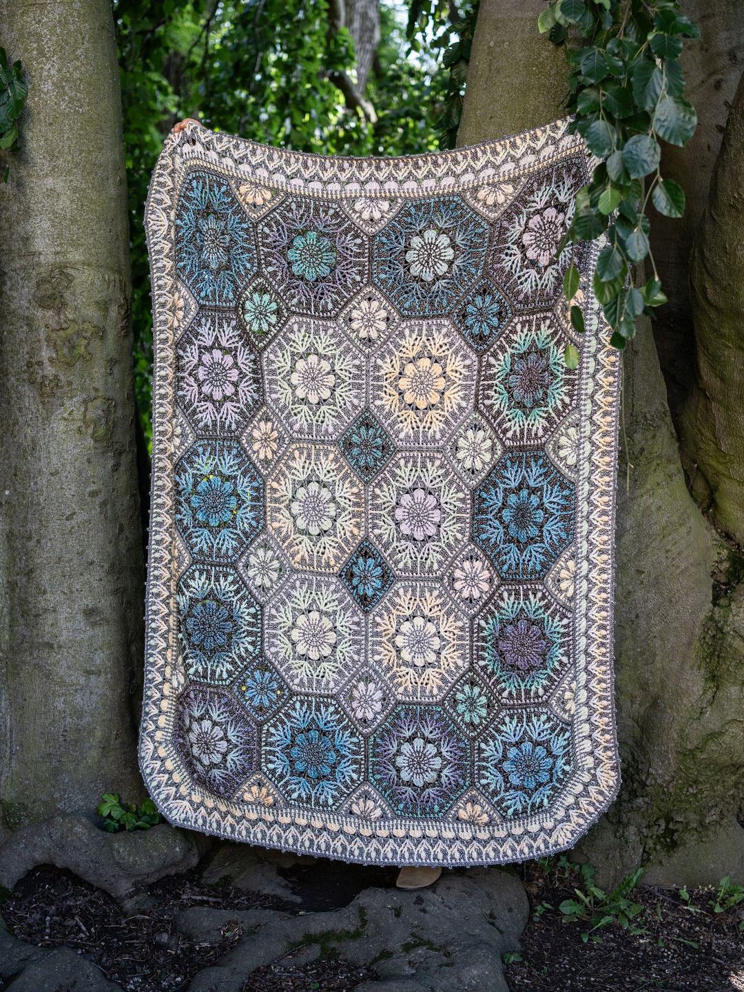 PATTERN - Fae Fleur mosaic crochet blanket - textured colorful flower - crochet octagon - 