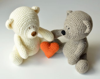 PATTERN - Teddy Bear with heart - gray amigurumi bear - instant download