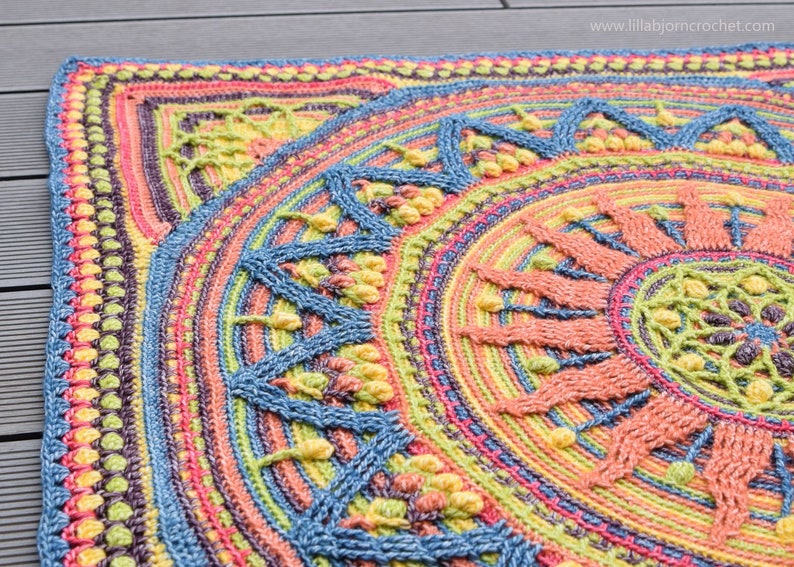 PATTERN Sunny Border Mandala in Square overlay crochet textured square blanket wall hanging meditation image 3