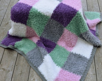 PATTERN - Furry Blanket with squares - fluffy blanket - easy - crochet pattern - intrasia crochet