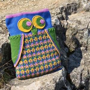 PATTERN - Crochet Owl pillow, Bag or Backpack - overlay crochet - instant download