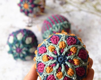 PATTERN - collection of four hanging ornaments - brioche crochet - overlay crochet - crochet snowflake - crochet bauble - crochet coaster