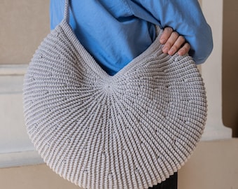 Crochet Bag Pattern: Textured Tote Shopper Bag (step by step pictures and Video Tutorial)