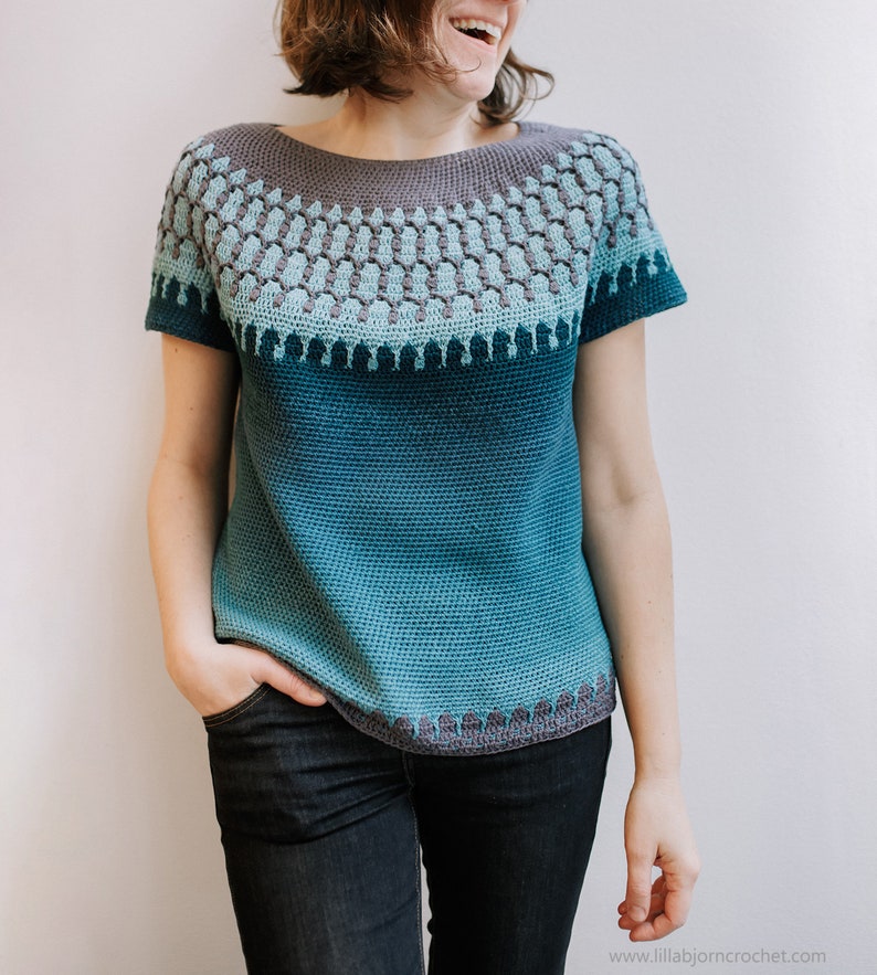 Pattern HULDRA crochet sweater round yoke, top down, seamless image 1