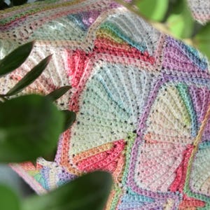Overlapping Shell Crochet Pattern Shelly Square Crochet Pattern: Shell Stitch Pillow (instant Download ...