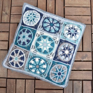 Pattern of Crocheted Pillow - PDF overlay crochet pattern - granny square flower motif - Instant download