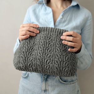Crochet Clutch Pattern: Textured Handbag (Video Tutorial)