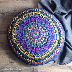 PATTERN - Peacock tail mandala - overlay crochet - round pillow - table decoration - meditation - instant download
