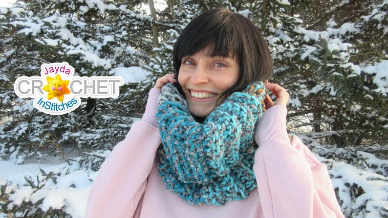 Self-striping Bulky Big Bulky Cowl Crochet PATTERN PDF Fluffy Scarf Yarns Jayda InStitches Chunky