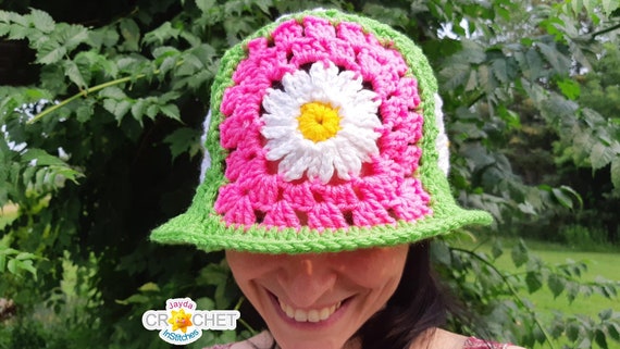 Daisy granny square bucket hat Clearance