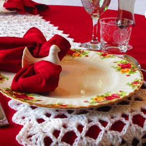 Festive Table Runner Crochet PATTERN PDF Thanksgiving, Christmas, Hanukkah, New Years, Holiday Jayda InStitches image 2