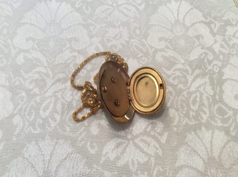 Vintage Deco Yellow GUILLOCHE Enamel Picture LOCKET Necklace ~ Art Nouveau