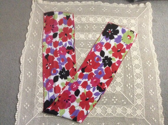 Vintage Bold Flowers Red Black Green Purple Flora… - image 5