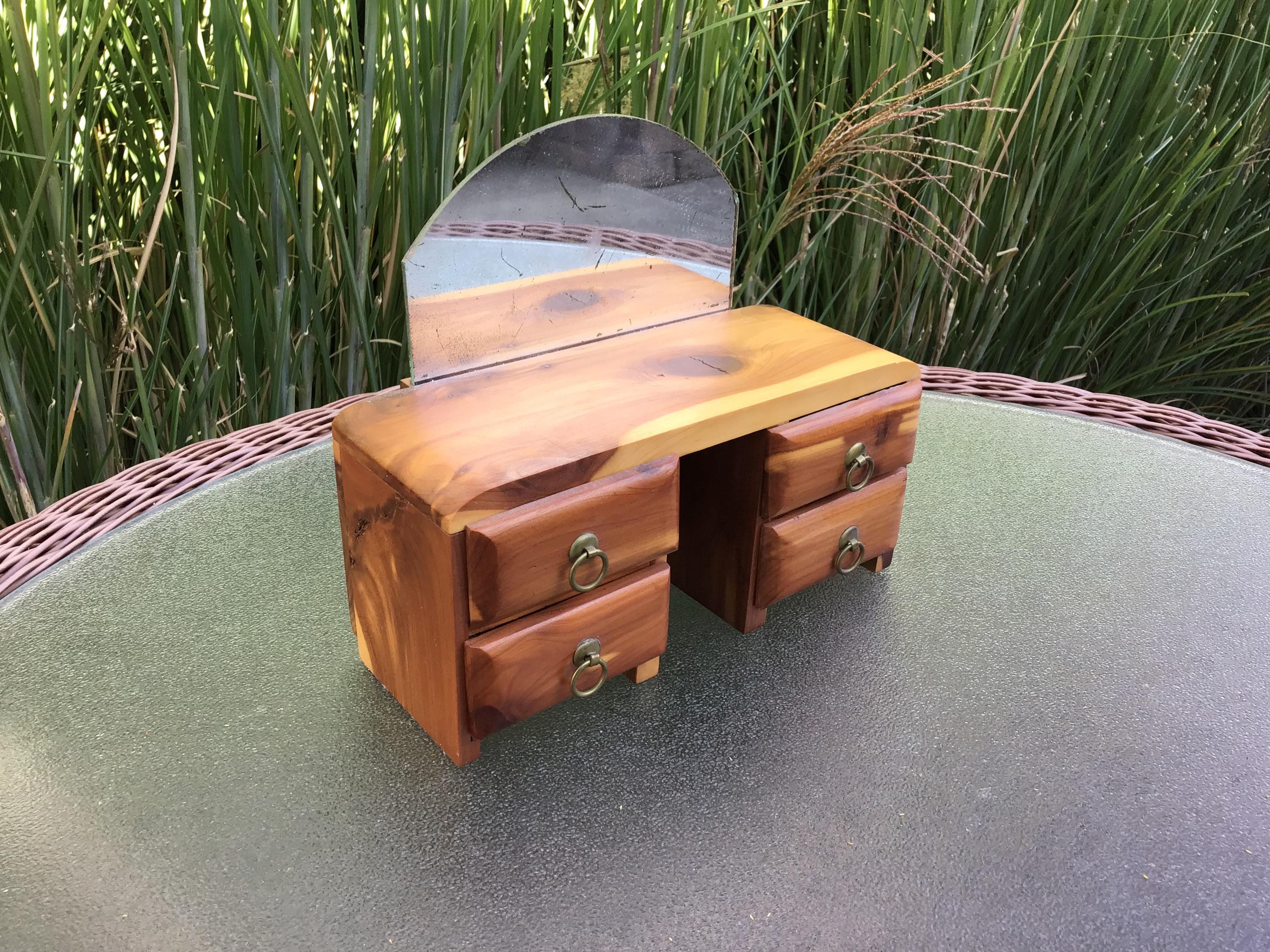1920年代～U.Sアンティーク／ファーガソンブロス社／ソーイングキャビネット Mid Century Sewing Cabinet - Etsy