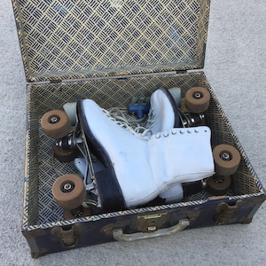 Vintage HYDE White Size 8 Roller Skates with Lights and Pom Poms in Original Case