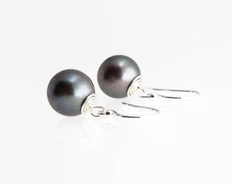 Black Pearl Earrings, Silver Earrings, Dainty Earrings, Black Pearl Jewelry, Long Earrings, Handmade Earrings, Gift Earrings