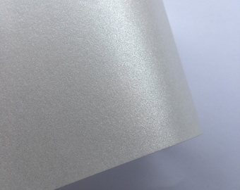 20 Pearl White Metallic Cardstock Sheets, A4, 250gsm