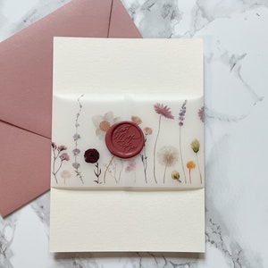 Row of Wildflowers Vellum Belly Band, 3&quot; Vellum Jacket for 5x7 Wedding Invites, Wild Floral Printed Wrap for DIY Invitations, Scored vellum
