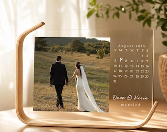 Personalized Wedding Gift Photo Frame, Gift for Couples, Newlywed, Wedding Picture Frame, On Your Wedding Day, 1st Anniversary