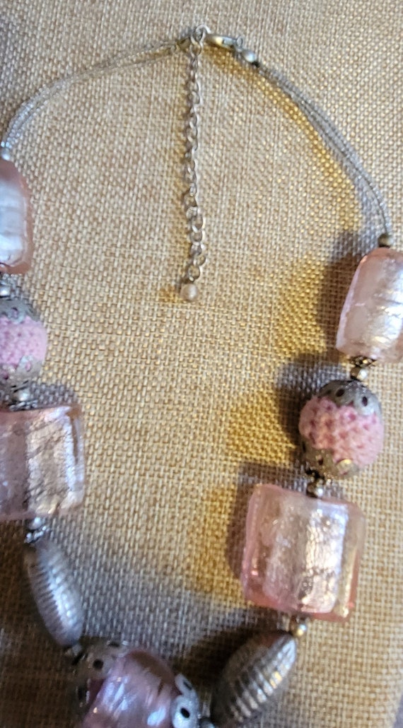 Vintage Chunky PINK Beaded Necklace - image 4