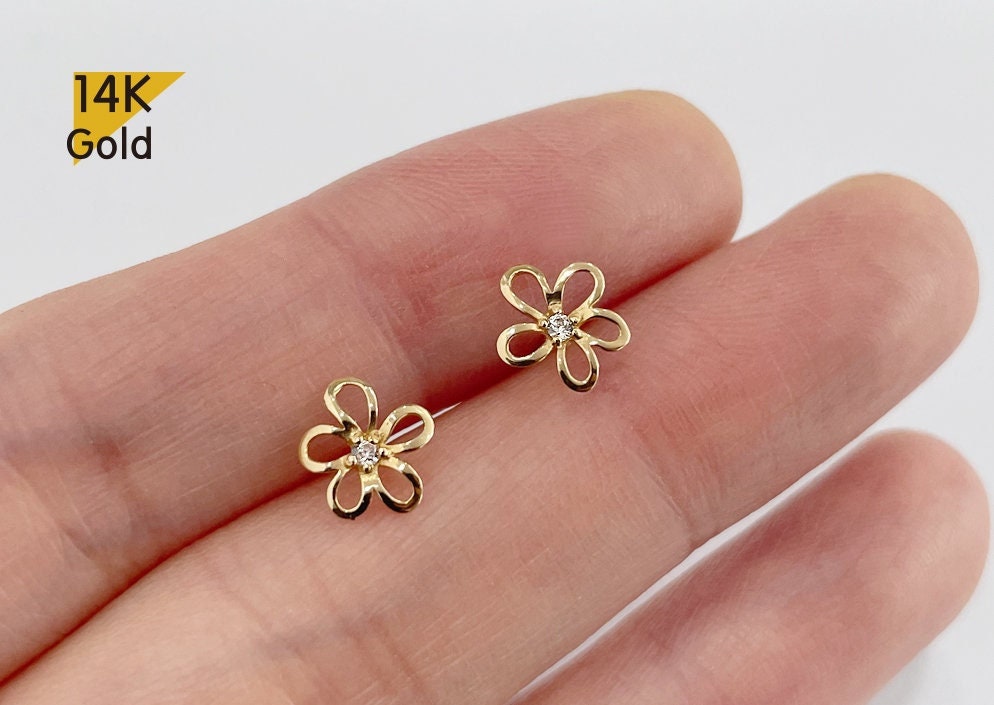 tinytinygold 14K Solid Gold Stud Earrings, Cubic Zirconia Daisy Earrings, Cubic Zirconia Flower Earrings tinytinygold 14K Solid Gold Stud Earrings, Cubic Zirconia Daisy Earrings, Cubic Zirconia Flower Earrings