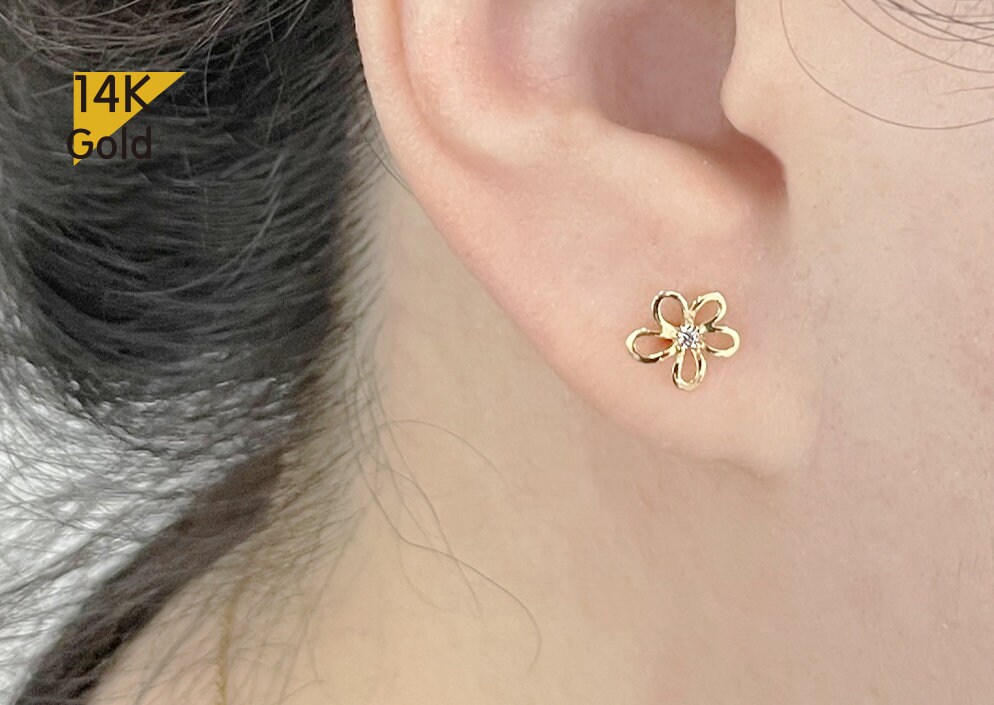14K Solid Gold Stud Earrings, Cubic Zirconia Daisy Earrings