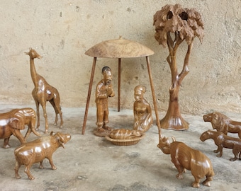 African tree nativity with big five