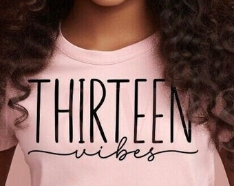 T-shirt 13e verjaardag Vibes, minimalistisch verjaardagscadeau voor tieners