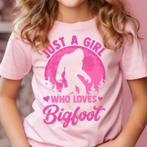 Chemise Bigfoot, Just a Girl Who Loves Bigfoot, Bigfoot vintage, Bigfoot rose, chemise Sasquatch, cadeaux Bigfoot, filles Bigfoot, femmes Bigfoot