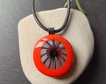 Pendentif en verre fusionné, collier, cadeau d'anniversaire, art glass gift, jewellery, bijoux, hand made gift