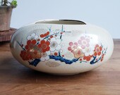 1970s Japanese porcelain orange and blue Imari cherry blossom floral planter bowl with pinched rim