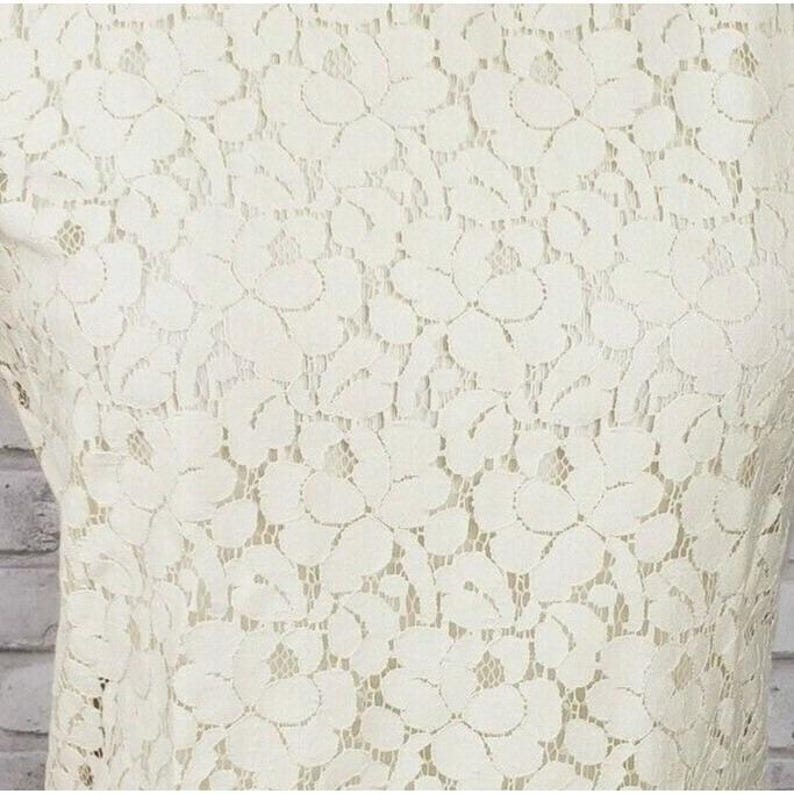 Anthropologie Tabitha Sz Mały koronkowy i dzianinowy top z perłowym kołnierzykiem, romantyczny, elegancki zdjęcie 4